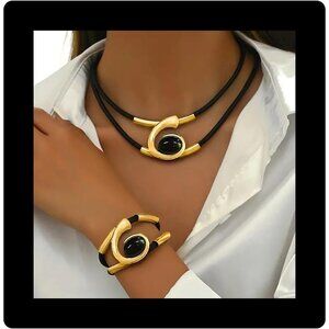 Gold & Black Oval Acrylic Vintage Pendant Necklace And Bracelet Set For Women